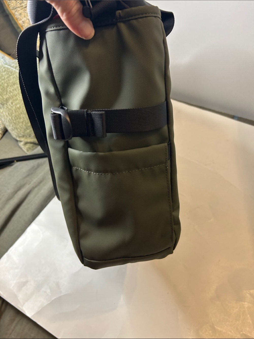 Quince Olive Green Utility Travel Bag with Black Straps - Picture 9 of 16